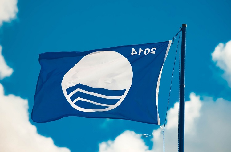 Blue flag