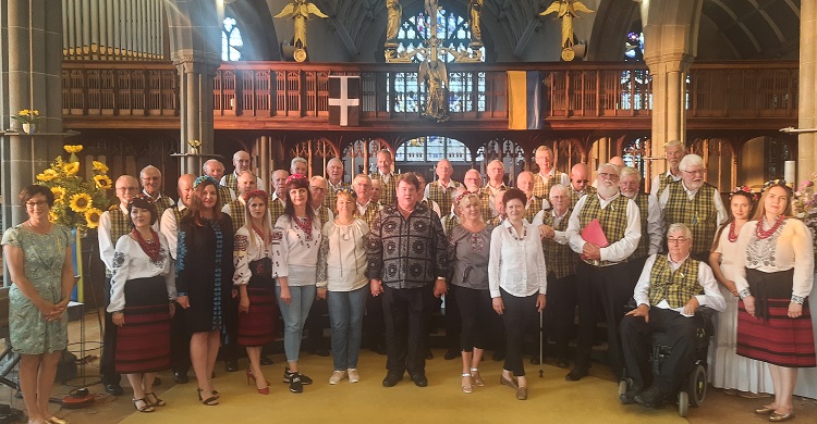 Ukrainian Harmony with Newquay Male Voice Choir during Refugee Week