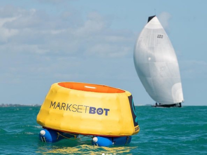 Robot race marker